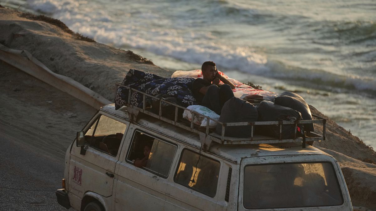 اليوم الـ700 للحرب على غزة: قصف إسرائيلي مكثّف وأزمة جوع متفاقمة تحصد الأرواح