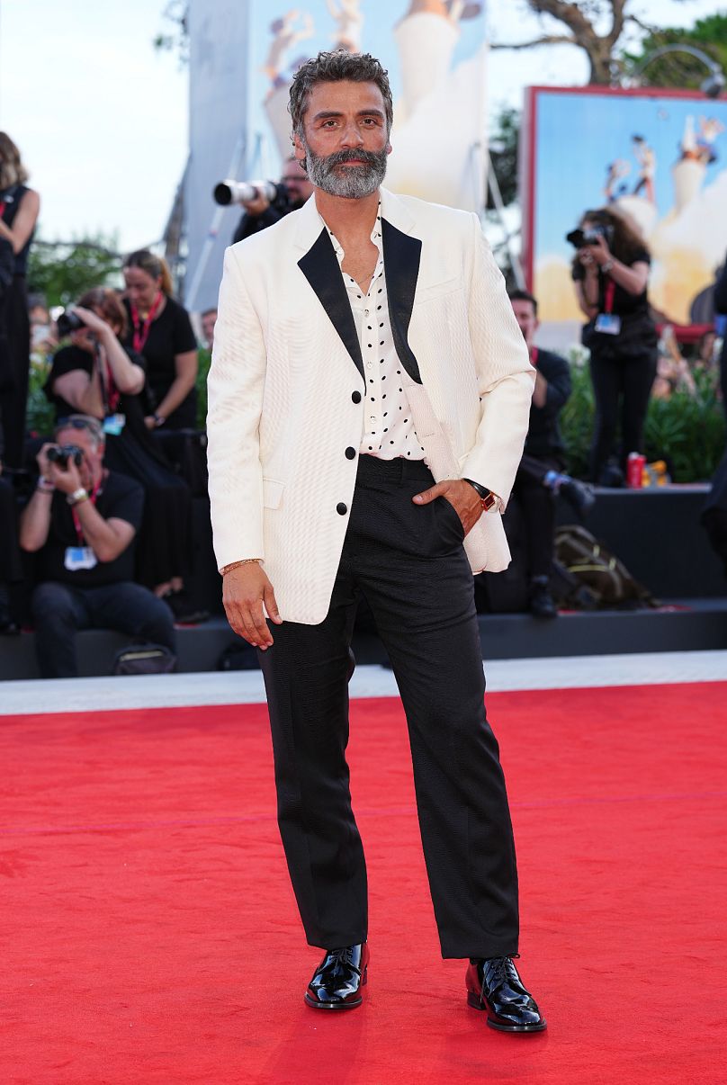 Oscar Isaac went full Celine for the ‘Frankenstein’ red  carpet.