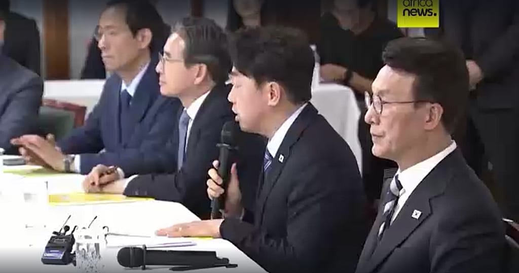 300 South Korean workers detained in US immigration raid to be returned ...