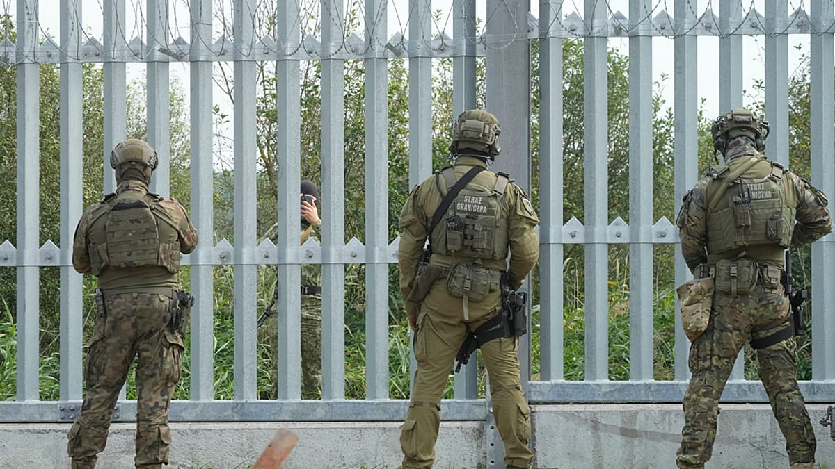 Fegyvertelen drón maradványaira bukkantak Lengyelországban a belorusz határ közelében Fegyvertelen drón maradványaira bukkantak Lengyelországban a belorusz határ közelében