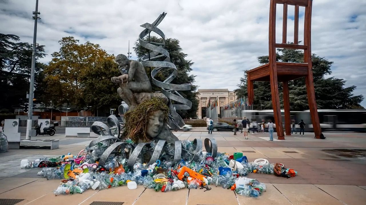 Von Wong hopes his recycled art will lead to a revolution in climate change policies