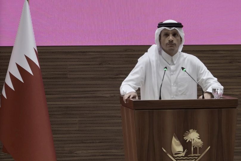 رئيس الوزراء ووزير الخارجية القطري الشيخ محمد بن عبد الرحمن بن جاسم آل ثاني خلال مؤتمر صحافي في الدوحة، 9 سبتمبر 2025.