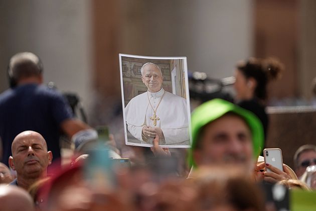 Catholic faithful gather in St Peter's square to celebrate 70th birthday of Pope Leo XIV