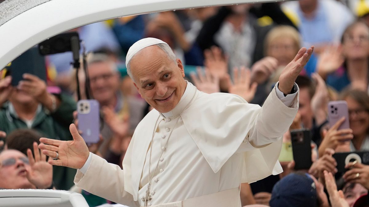 Papst-Leo-XIV-dankt-Gl-ubigen-zu-seinem-70-Geburtstag