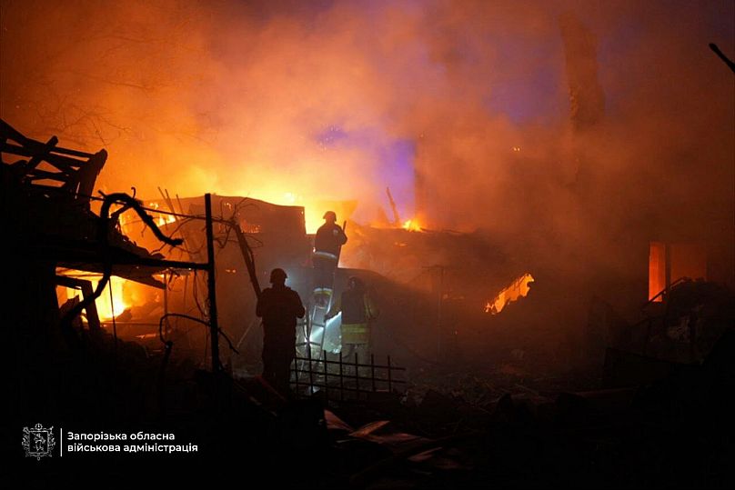 Rescuers work on a site of a house destroyed by a Russian strike on residential neighbourhood in Zaporizhzhia, 16 September, 2025