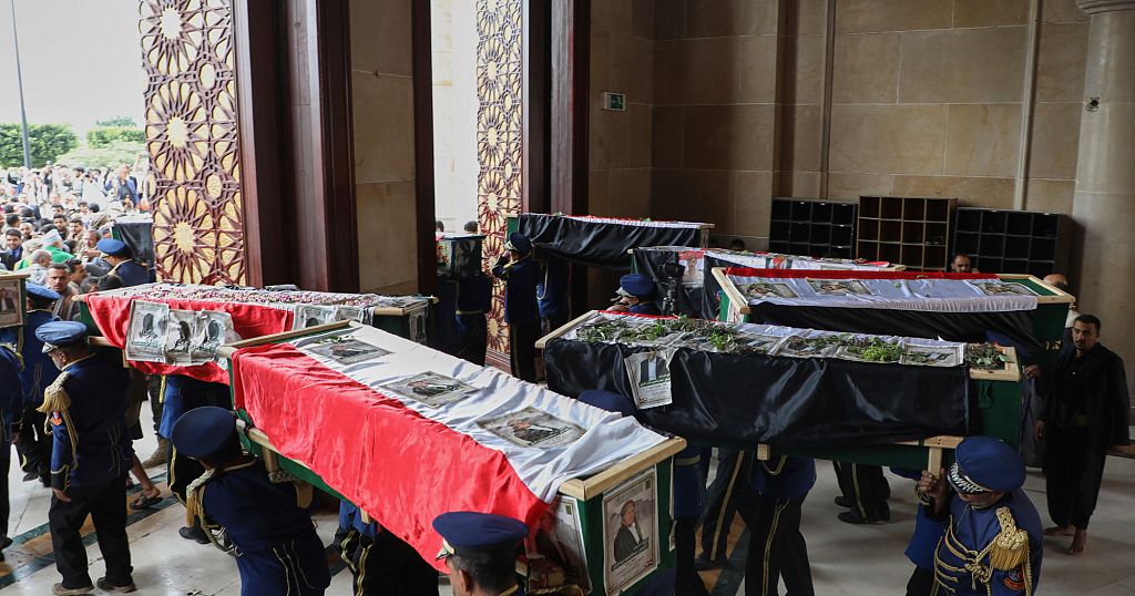Hundreds attend funeral services for 31 journalists killed by Israeli strikes on Yemen