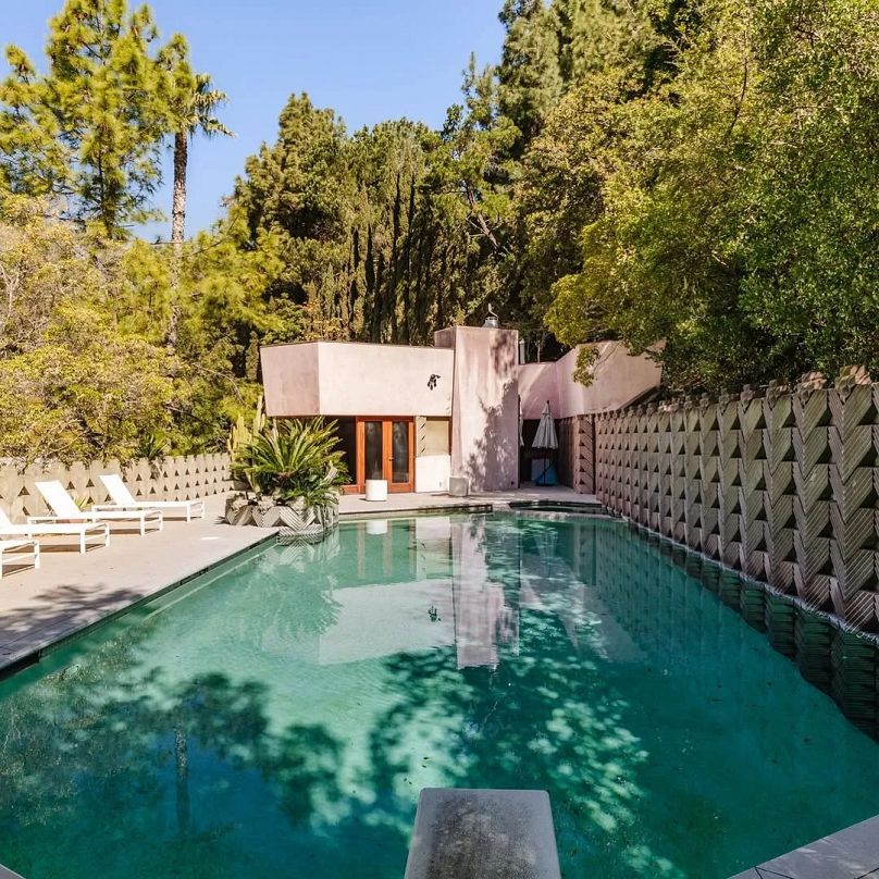 Lynch commissioned the grandson of architectural legend Frank Lloyd Wright to build a pool and pool house.  