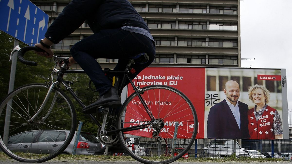 Media sector awaits EU Commission clarity on political ads