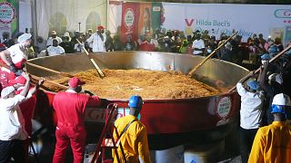 Nigeria : la plus grande marmite de riz jollof certifiée par Guinness World Records