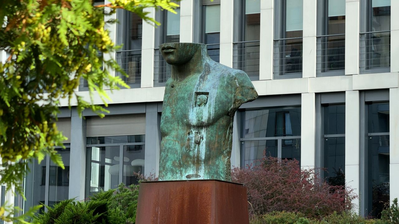 'Grande Toscano' sculpture by Igor Mitoraj in Warsaw