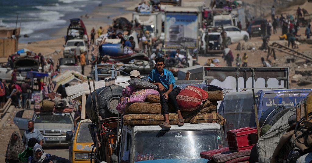 Israel’s military incursion in Gaza drives new waves of displacement Israel’s military incursion in Gaza drives new waves of displacement