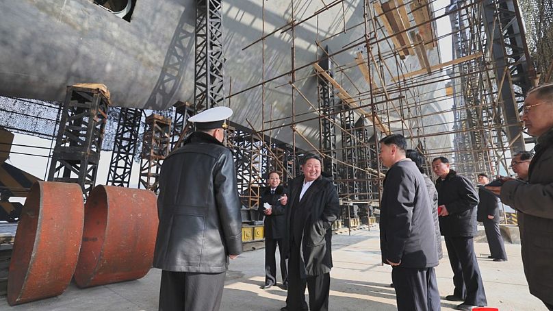 Kim a meg nem nevezett építés helyszínén