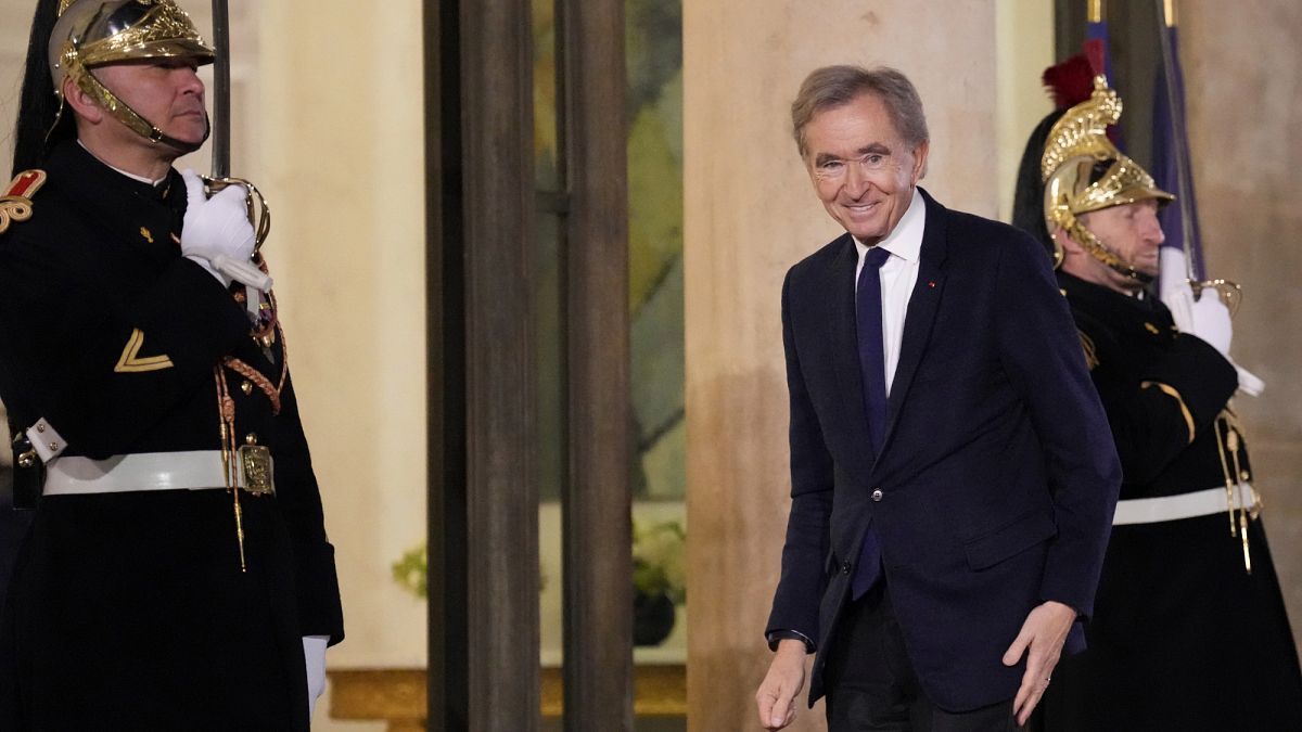 Bernard Arnault ne veut pas de la taxe Zucman, "une offensive mortelle pour l'économie"