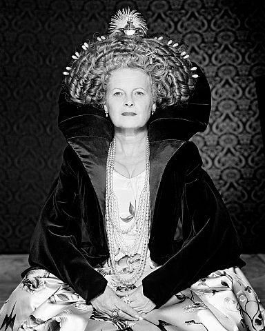 Vivienne Westwood as Elizabeth I, London 1997 (Hommage à Hans Holbein)