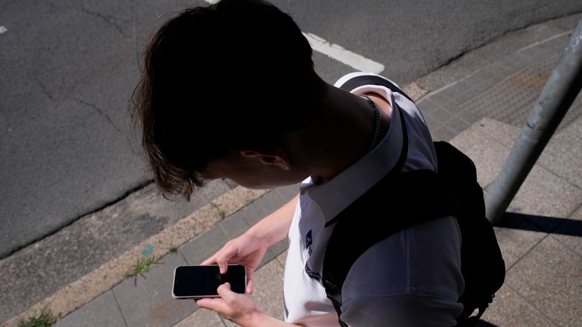 Is Europe chronically online? These are the countries that spend most time on the internet