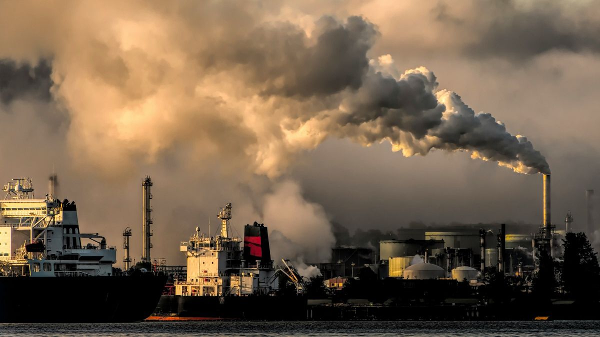 Former world leaders call for fossil fuel taxes to fund global climate action