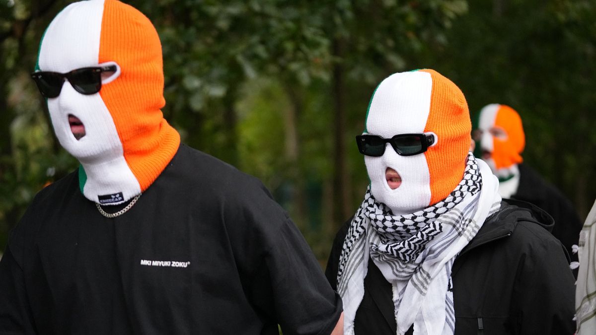British court throws out terror-related charge against Kneecap member