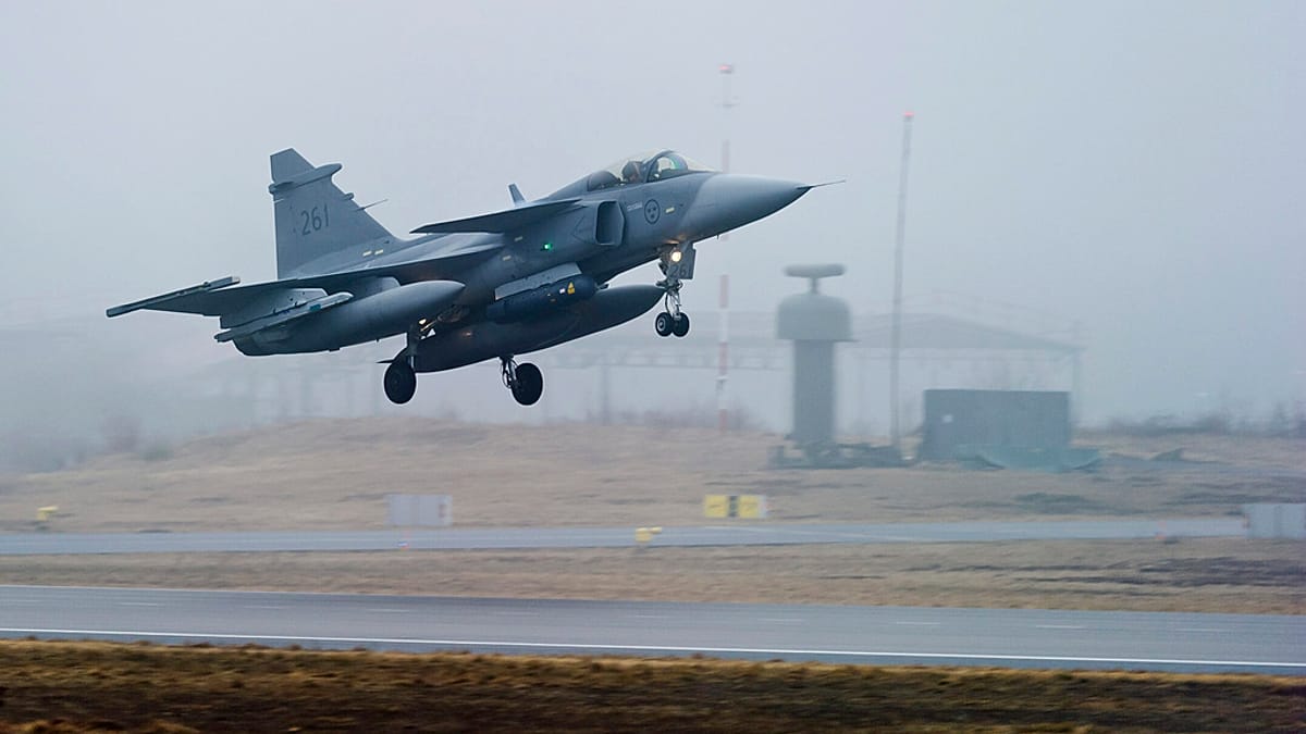 Orosz Harci Repülők Miatt Riasztották a NATO Gripenjeit a Balti-tenger Fölött Orosz Harci Repülők Miatt Riasztották a NATO Gripenjeit a Balti-tenger Fölött