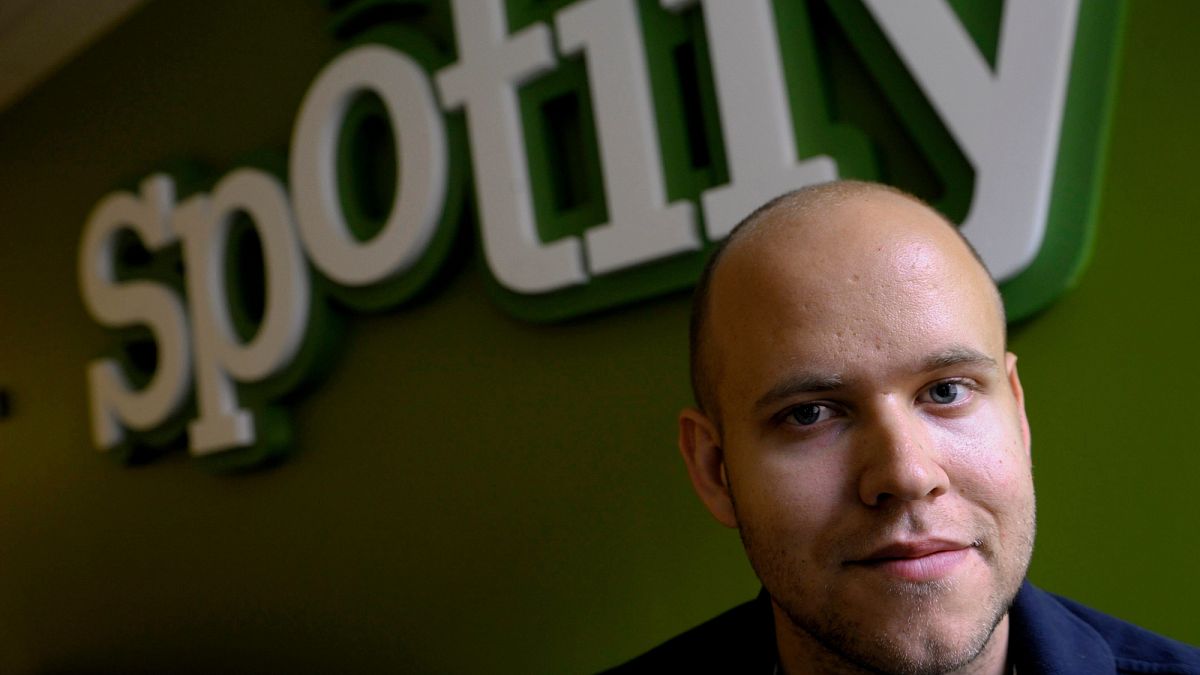 El fundador de Spotify, Daniel Ek, herido como CEO, enviando acciones más bajas