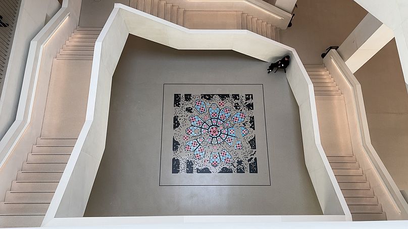 Dzieło Aykana Safoğlu, Muzeum Sztuki Nowoczesnej w Warszawie.