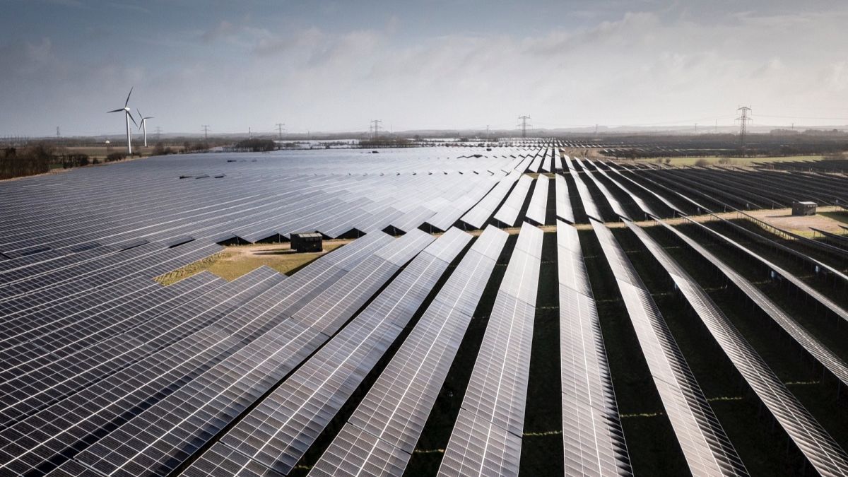 Solar became the EU’s main source of electricity for the first time this June