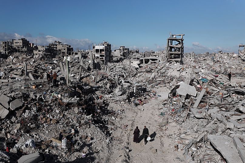 Destrucción causada por la ofensiva israelí en Jabalia, un día después de que entrara en vigor el alto el fuego entre Israel y Hamás, 20 de enero de 2025.