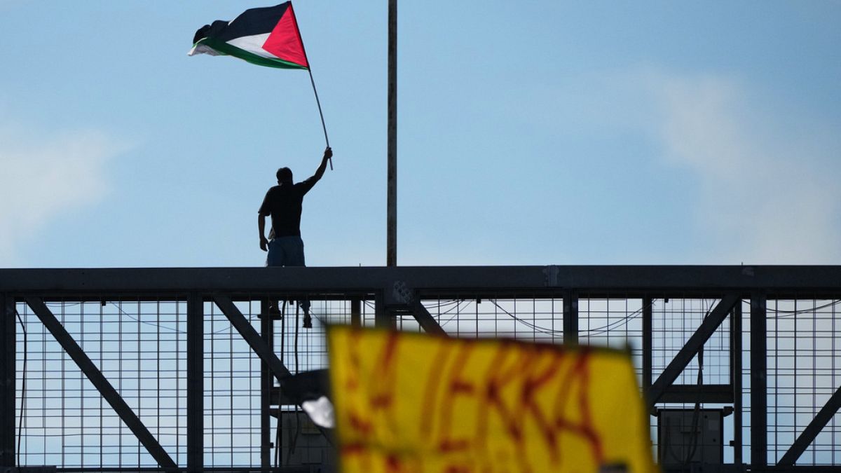 "Sem comida durante 48 horas”: como estão os portugueses da flotilha humanitária?