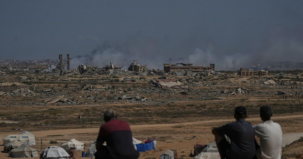 Israel orders halt to gaza city offensive while strikes persist