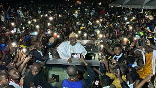 Présidentielle Cameroun 2025 : bain de foule pour Issa Tchiroma à Douala