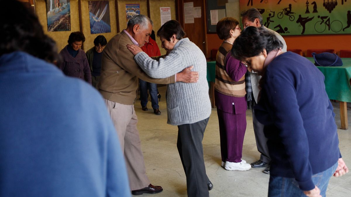 Tango dancing, painting and gaming can help slow brain ageing, new study finds