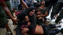Les Palestiniens de Gaza commémorent deux ans de conflit et de pertes