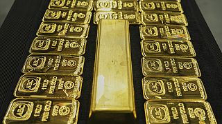 Le prix de l'or continue d'établir des records