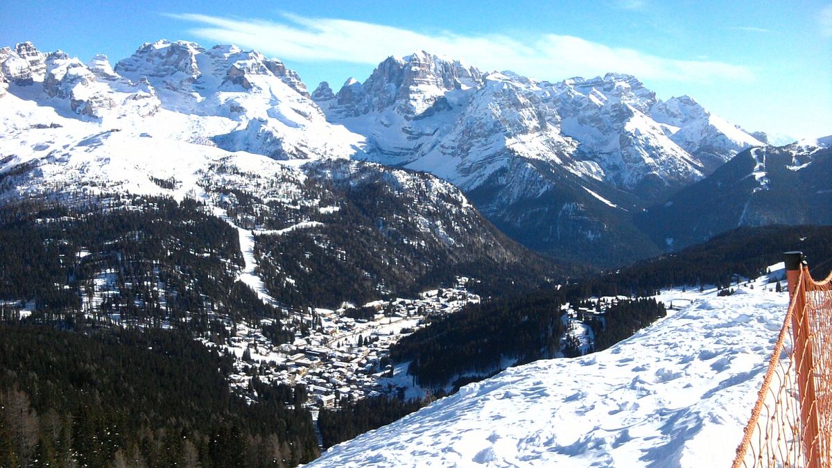 La station de ski italienne plafonne le nombre de visiteurs pour la première fois, alors que les Dolomites poursuivent leur lutte contre le surtourisme