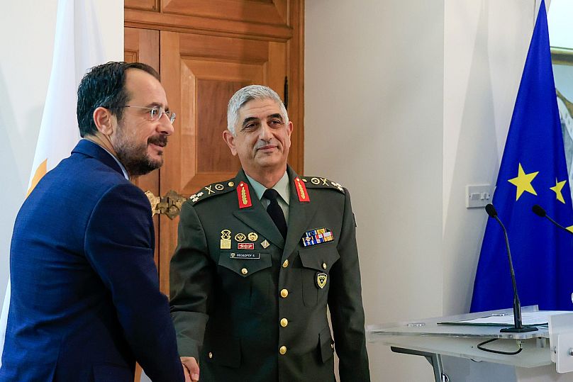 Τελετή διαβεβαίωσης του νέου Αρχηγού Εθνικής Φρουράς, αντιστρατήγου Εμμανουήλ Θεοδώρου