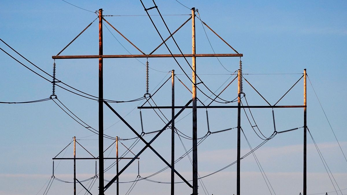 Urgent EU Warning: Prepare Your 72-Hour Survival Kit for Potential Blackout in Portugal and Spain