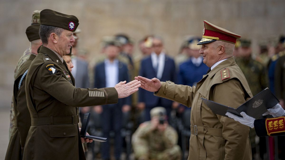 Chefe do Estado-Maior da Roménia: "A Rússia continua a ser um ator imprevisível"