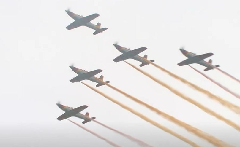 Pilatus PC-21 de la Formación Mirlo dibujando la bandera de España, 12 de octubre de 2025