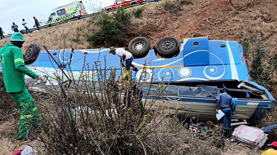 42 dead in South Africa Limpopo bus crash | Africanews