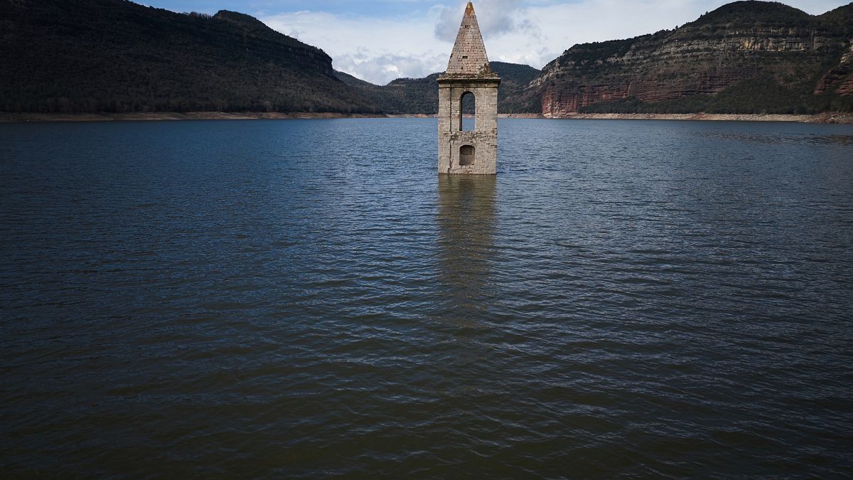 Video. Storm Alice batters Spain’s east and Balearic Islands with floods