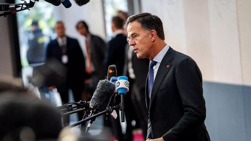 "Ein einsames, humpelndes U-Boot": NATO-Generalsekretär hat sich über den Zustand der russischen Flotte lustig gemacht.