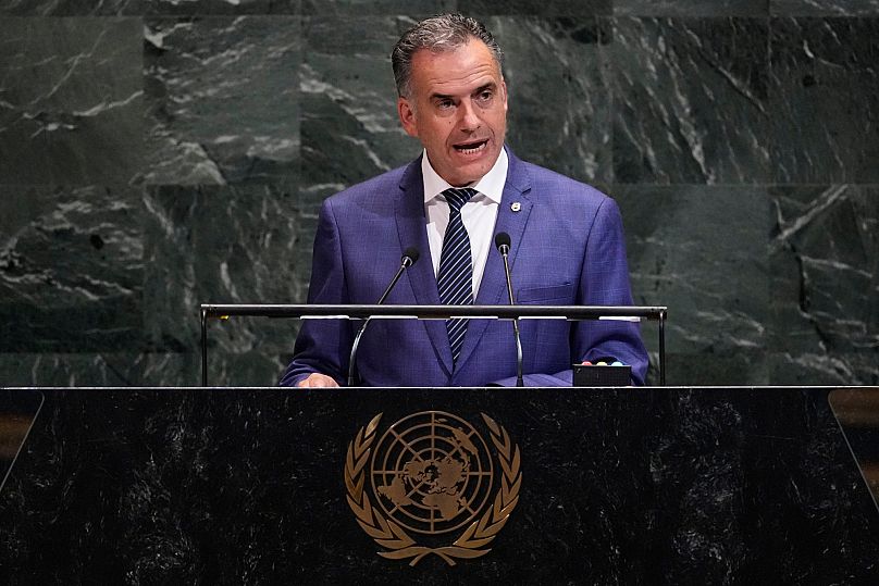 Yamandú Orsi uruguayi elnök felszólal az ENSZ Közgyűlésének 80. ülésszakán New Yorkban, 2025. szeptember 23-án.