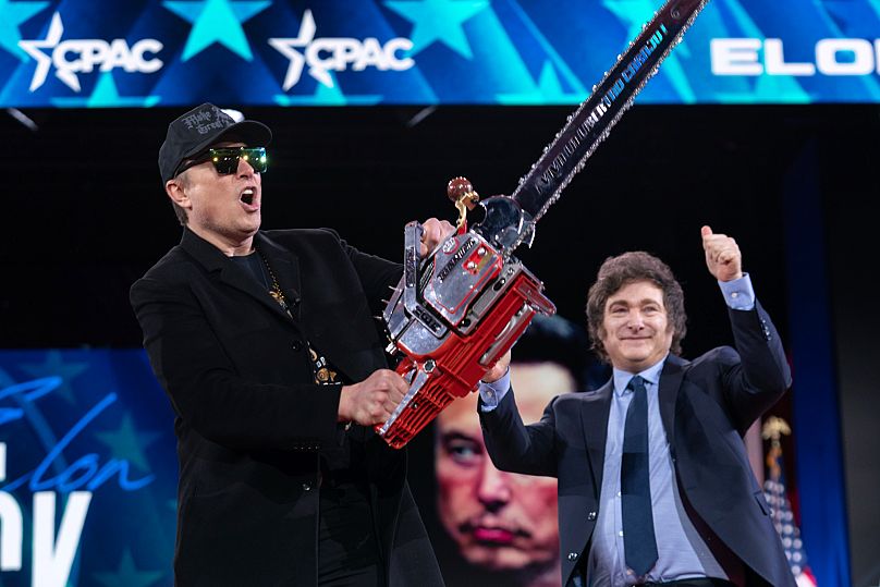 Elon Musk und Javier Milei mit Kettensäge