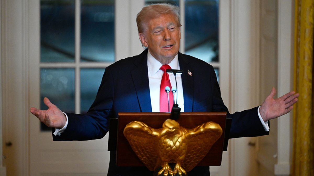 Trump annonce qu'il rencontrera Poutine en Hongrie pour tenter de résoudre le conflit ukrainien