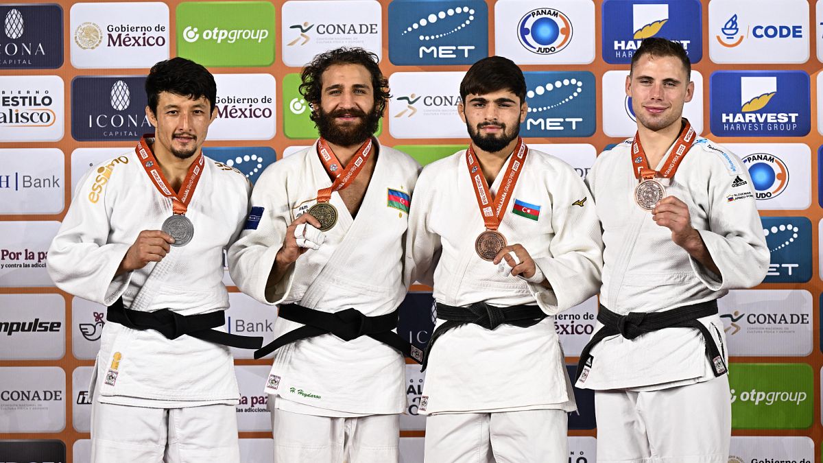 Mexican Passion Lights Up Day 2 in Guadalajara