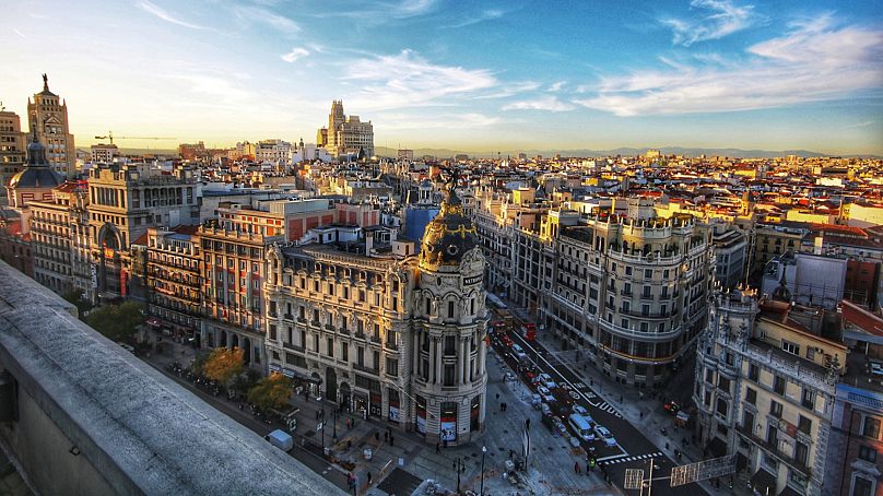Edificio Metropoli, Gran vía - Madrid, Spain.
