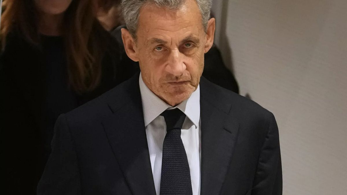 Nicolas Sarkozy reçu à l'Élysée avant d'être incarcéré