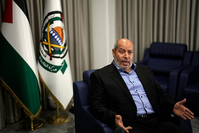 خليل الحية، أحد كبار مسؤولي حركة حماس يتحدث خلال مقابلة مع وكالة أسوشيتد برس في إسطنبول، تركيا، يوم الأربعاء 24 نيسان/أبريل 2024.