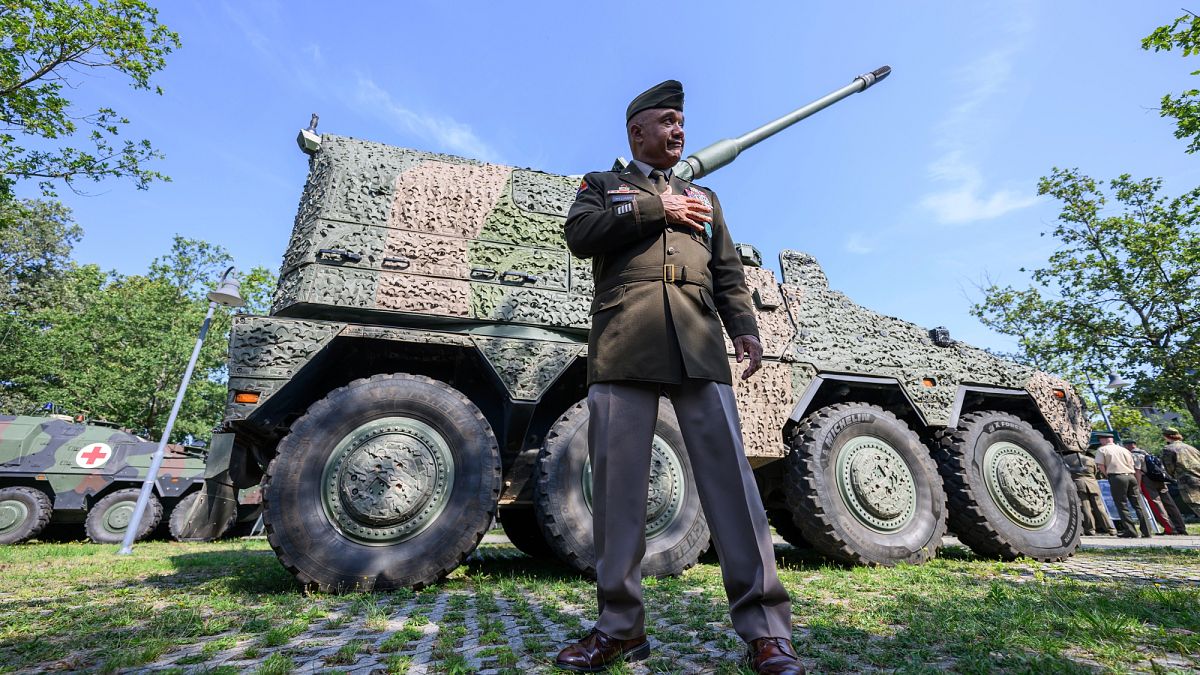 Germany secures wages of 12,000 local US Army employees amid budget crisis in Washington