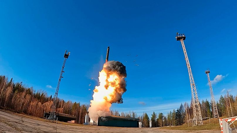  A Yars intercontinental ballistic missile is test-fired from the Plesetsk launch facility in northwestern Russia as part of drills of Russia's nuclear forces. (Oct. 22, 2025)