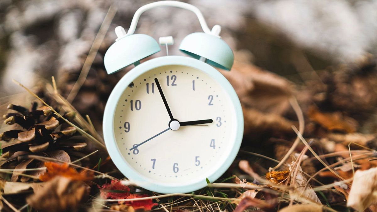 Changement d'heure ce week-end : le recul de l'horloge affecte-t-il réellement votre santé ?